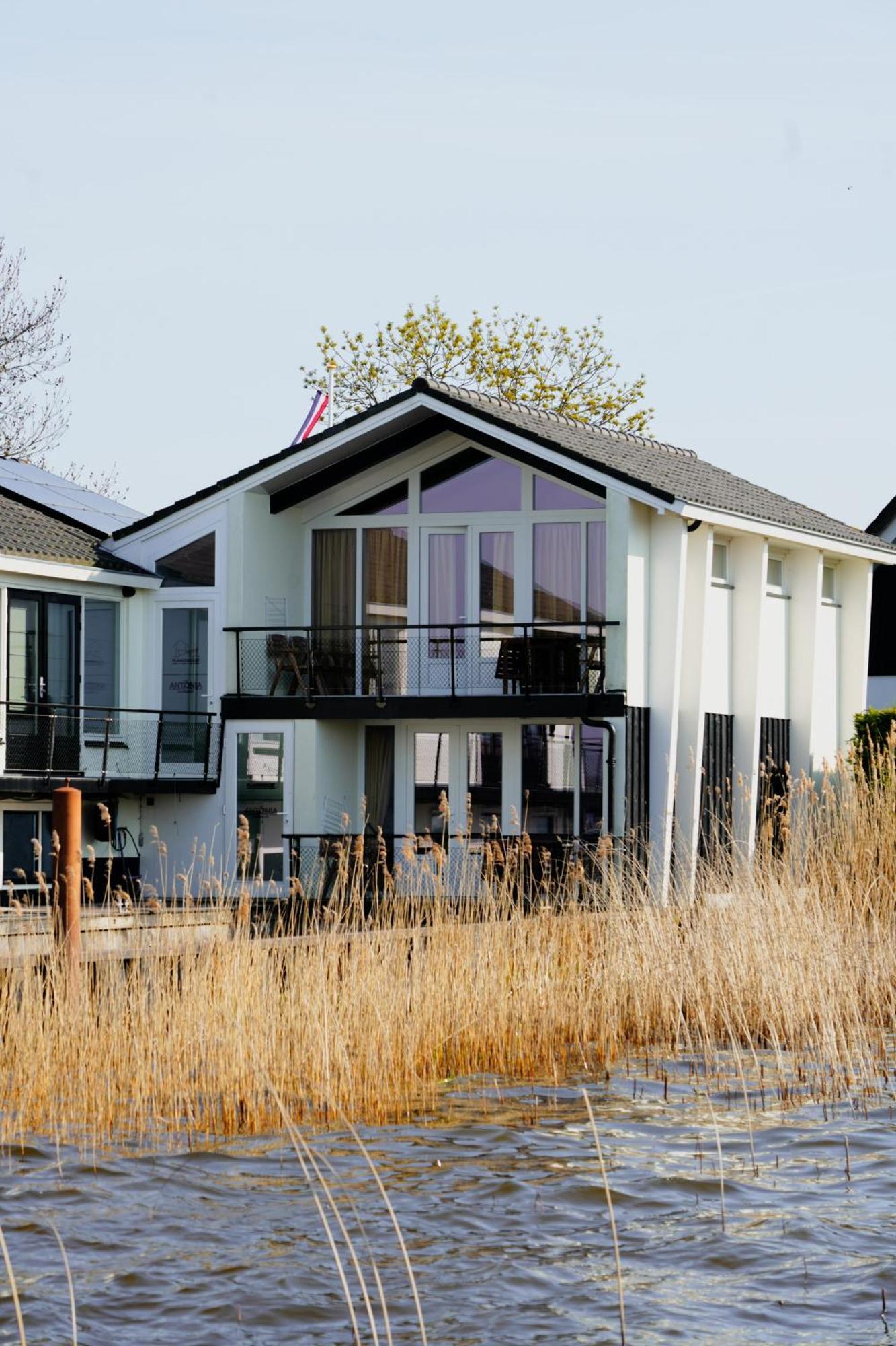 Plassenzicht Logies, Vergaderen en Sloepverhuur Loosdrecht Exterior foto